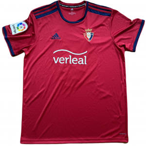 Camiseta Club Atlético Osasuna Temporada 2022/2023. Firmada por Oier Sanjurjo